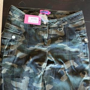 Aya Low-rise cargo pants-camouflage